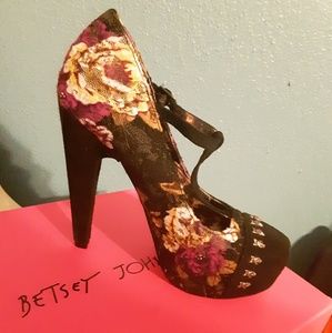 Brand New Betsey Johnson Heels